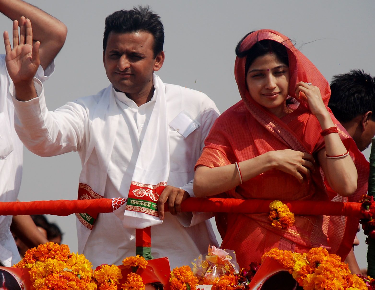 Akhilesh yadav wife photos Akhilesh yadav wife photos