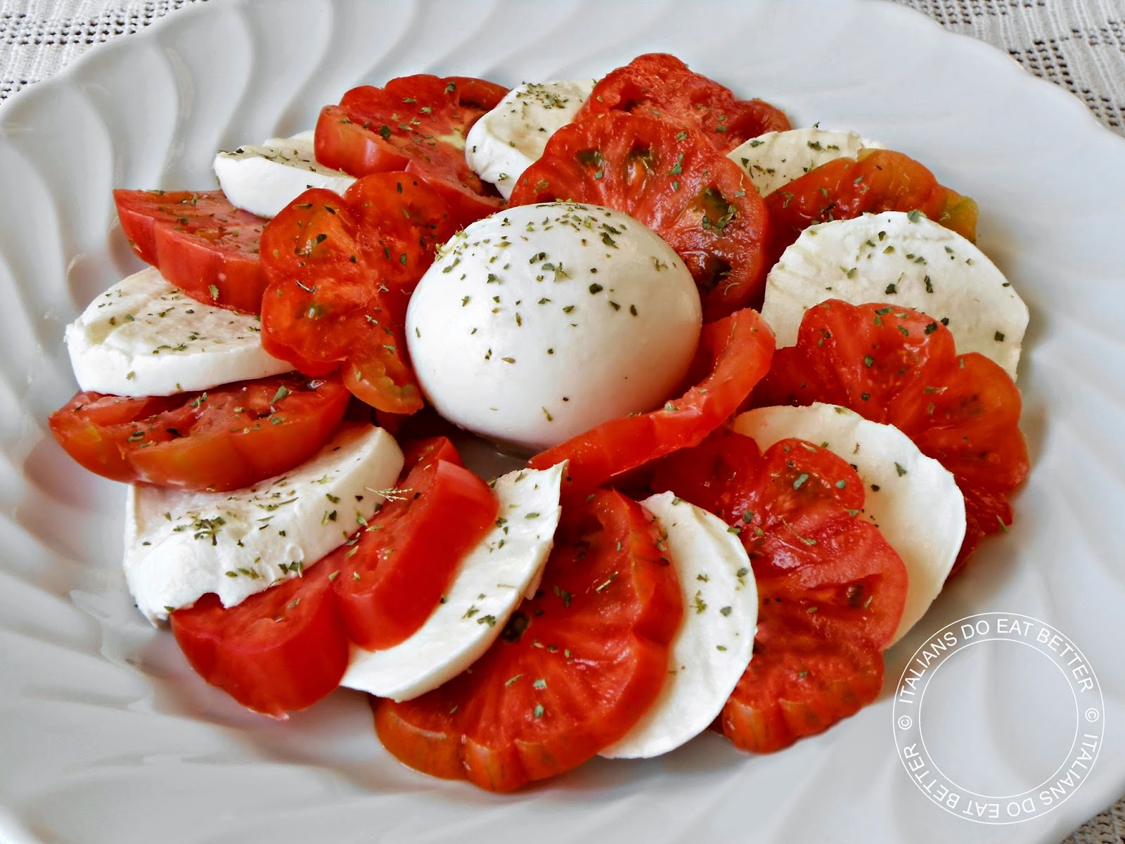 ITALIANS DO EAT BETTER INSALATA CAPRESE