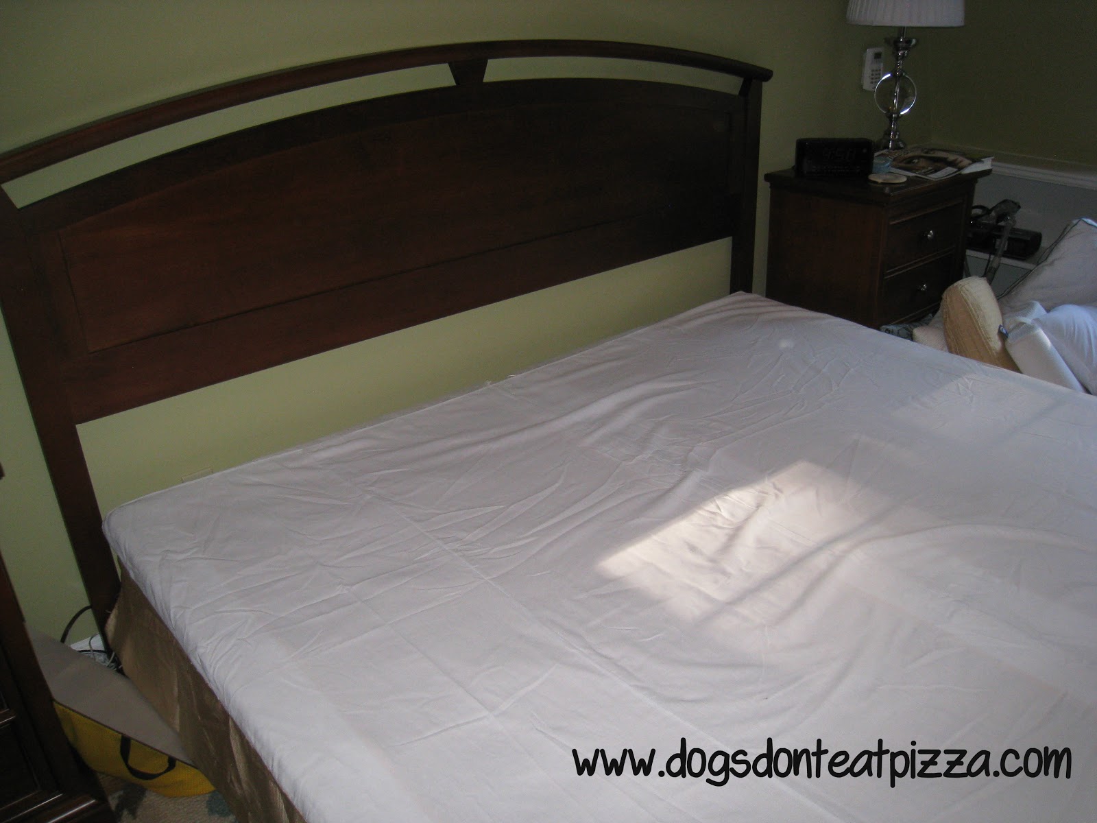 Best Way To Keep A Bedskirt In Place at Noelle Brown blog