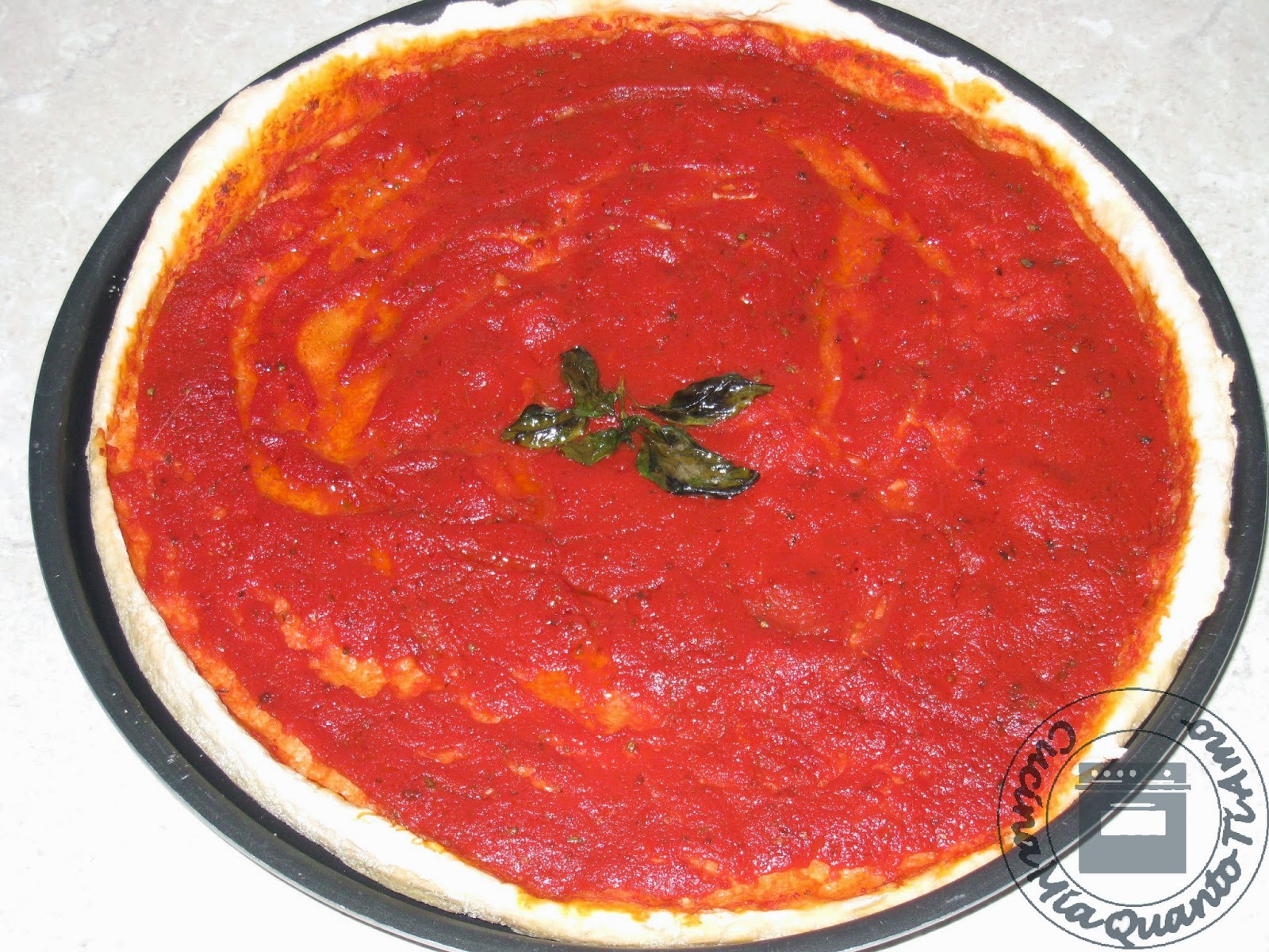 Cucinamiaquantotiamo pizza al pomodoro