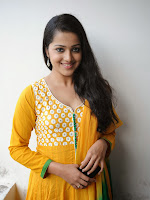 Gorgeous Samskruthi Photos at Hrudayam Ekkadunnadi SM-cover-photo