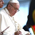 El papa pide educación y trabajo para evitar la radicalización de los jóvenes