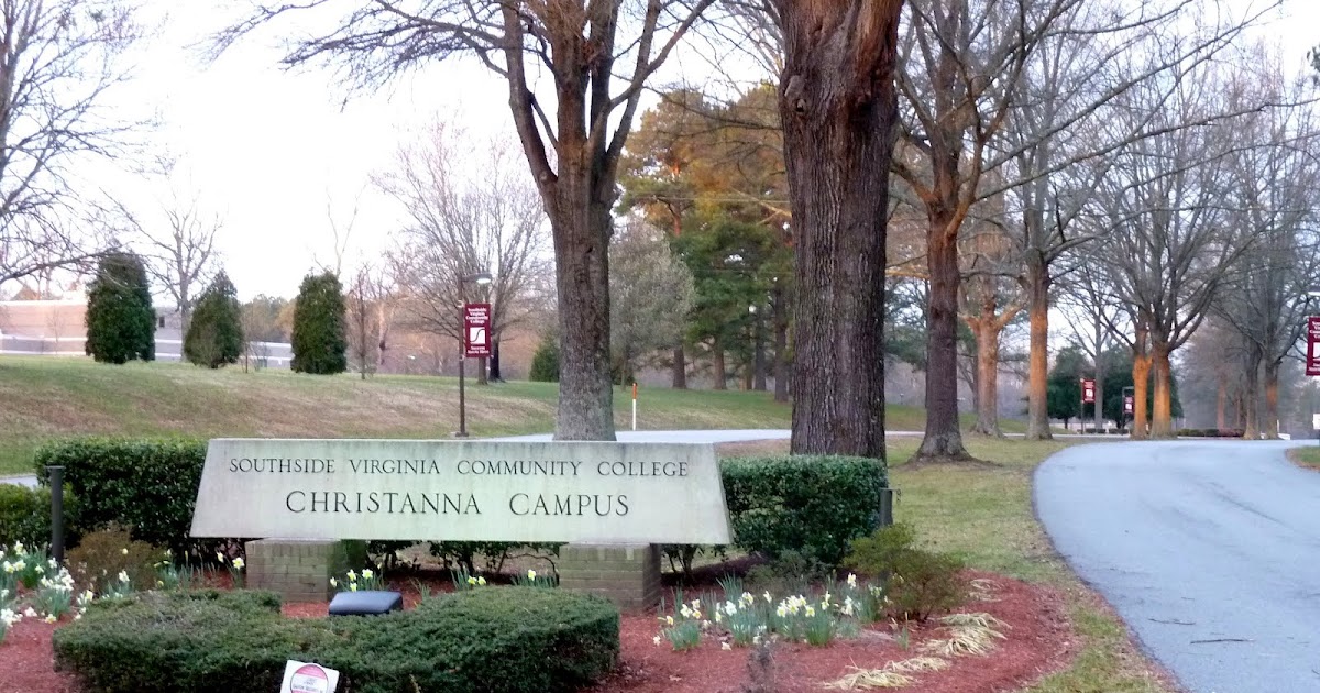 seniors walking across america POST 563 KENBRIDGE, VIRGINIA; US 40