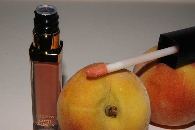 Revlon Life's a Peach Lip Gloss