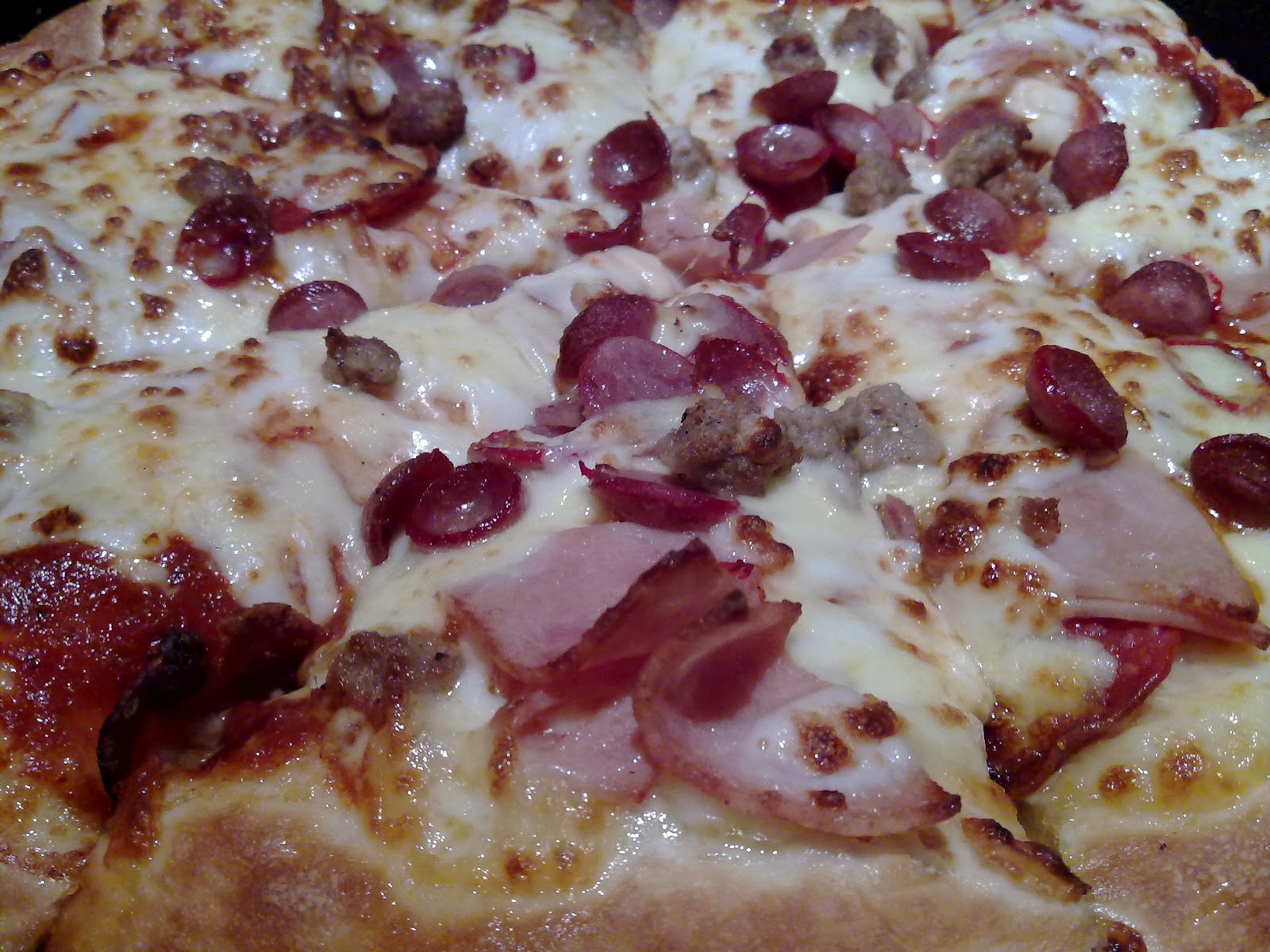 Eat to love life Pizza Hut Eat to love life Pizza Hut