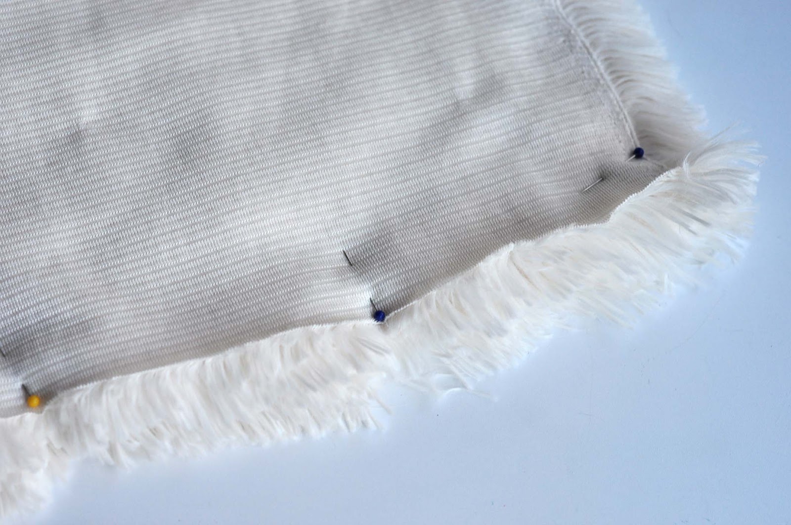 Aesthetic Nest Sewing The Ultimate Cuddle Blanket (Tutorial)