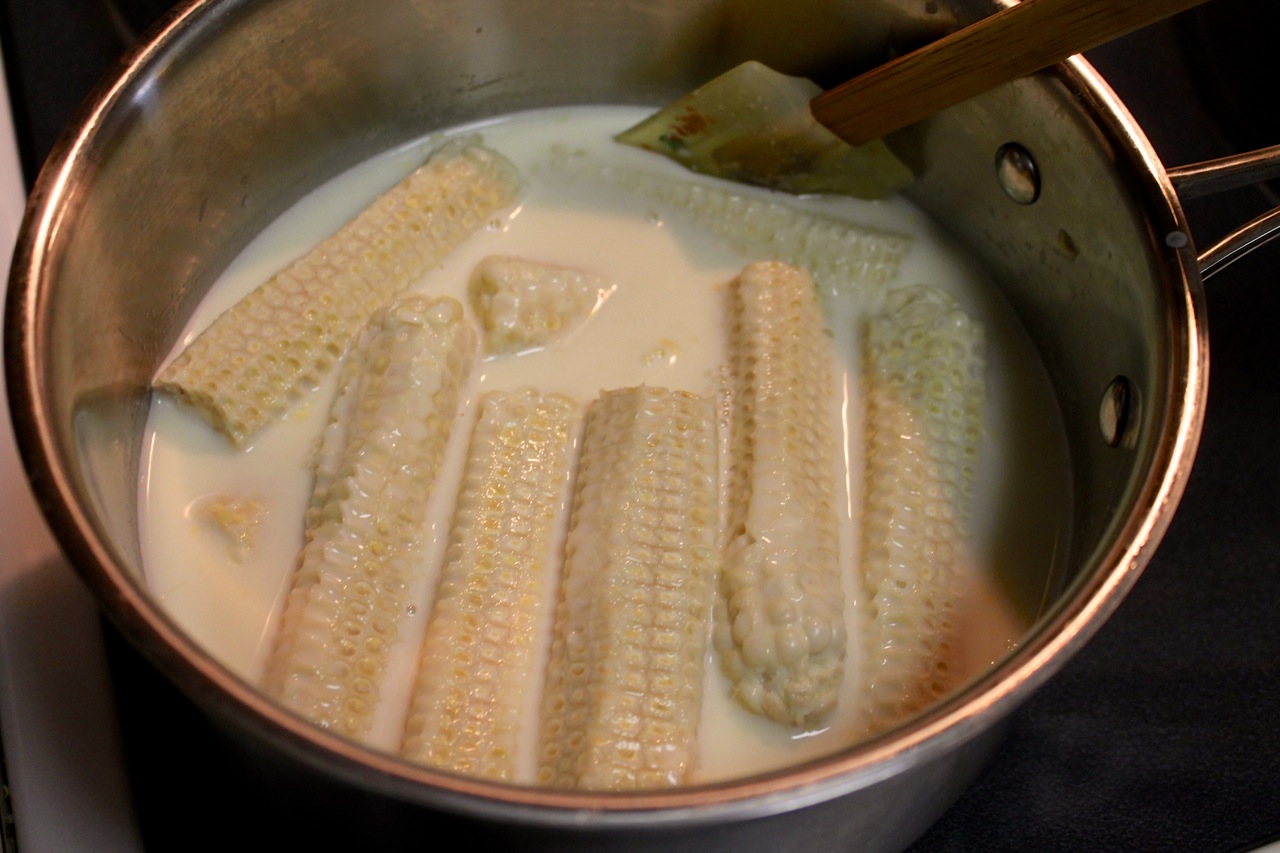 Cook In / Dine Out Sweet Corn Ice Cream with Blackberry Sauce