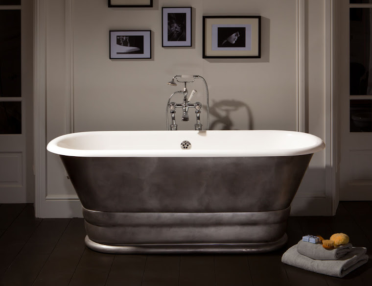 Geminus Plinth Free Standing Bath