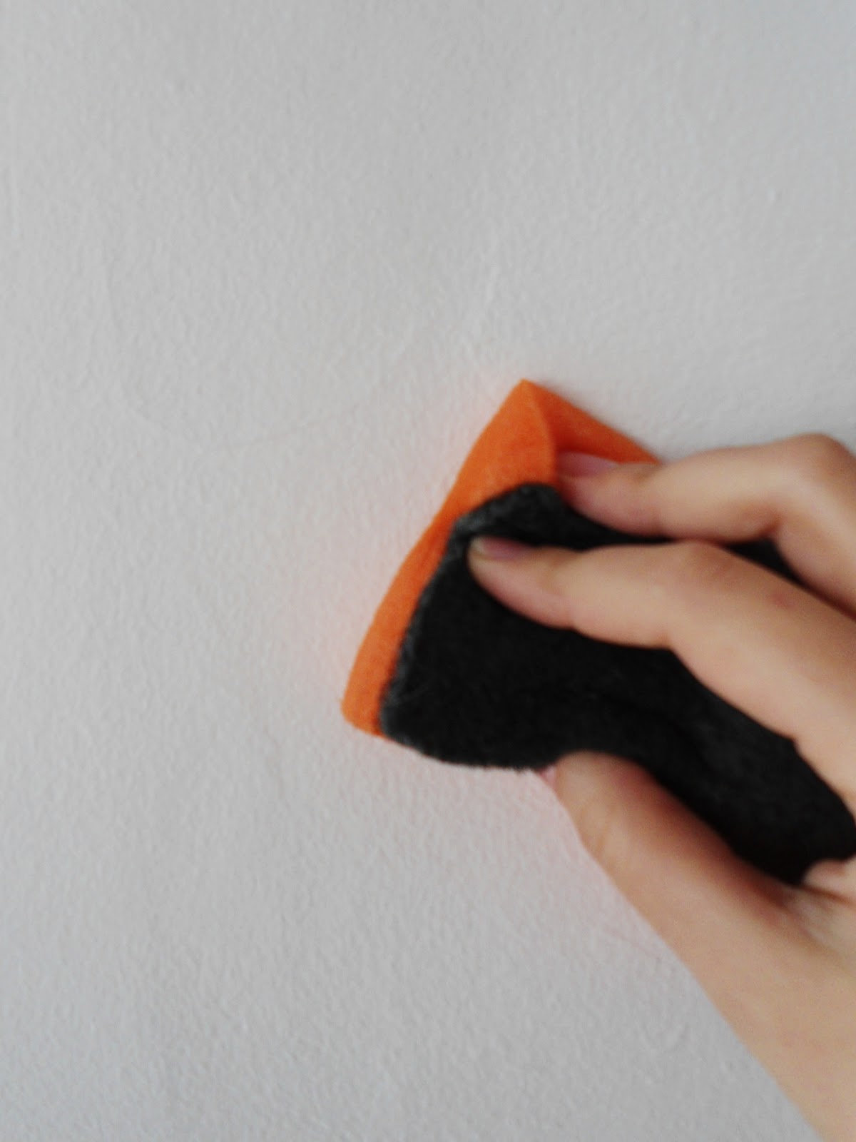 Meeha Meeha How to make a faux wallpaper