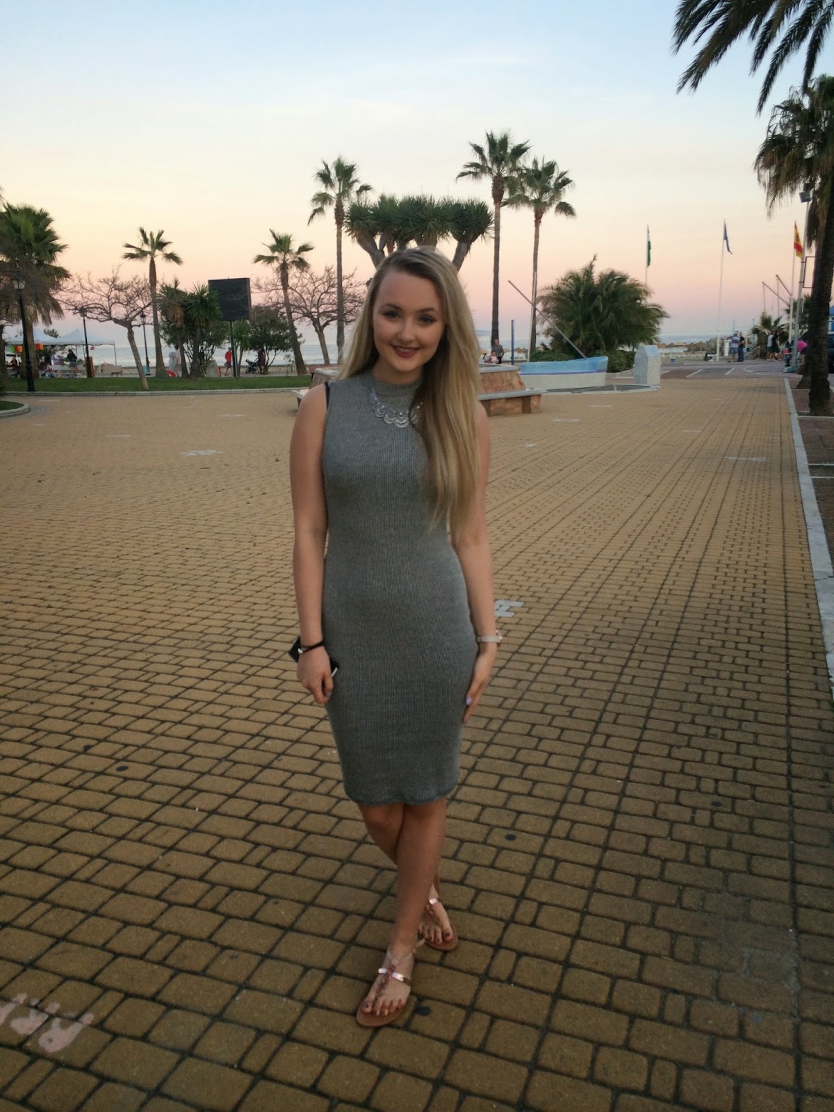 evening holiday wear