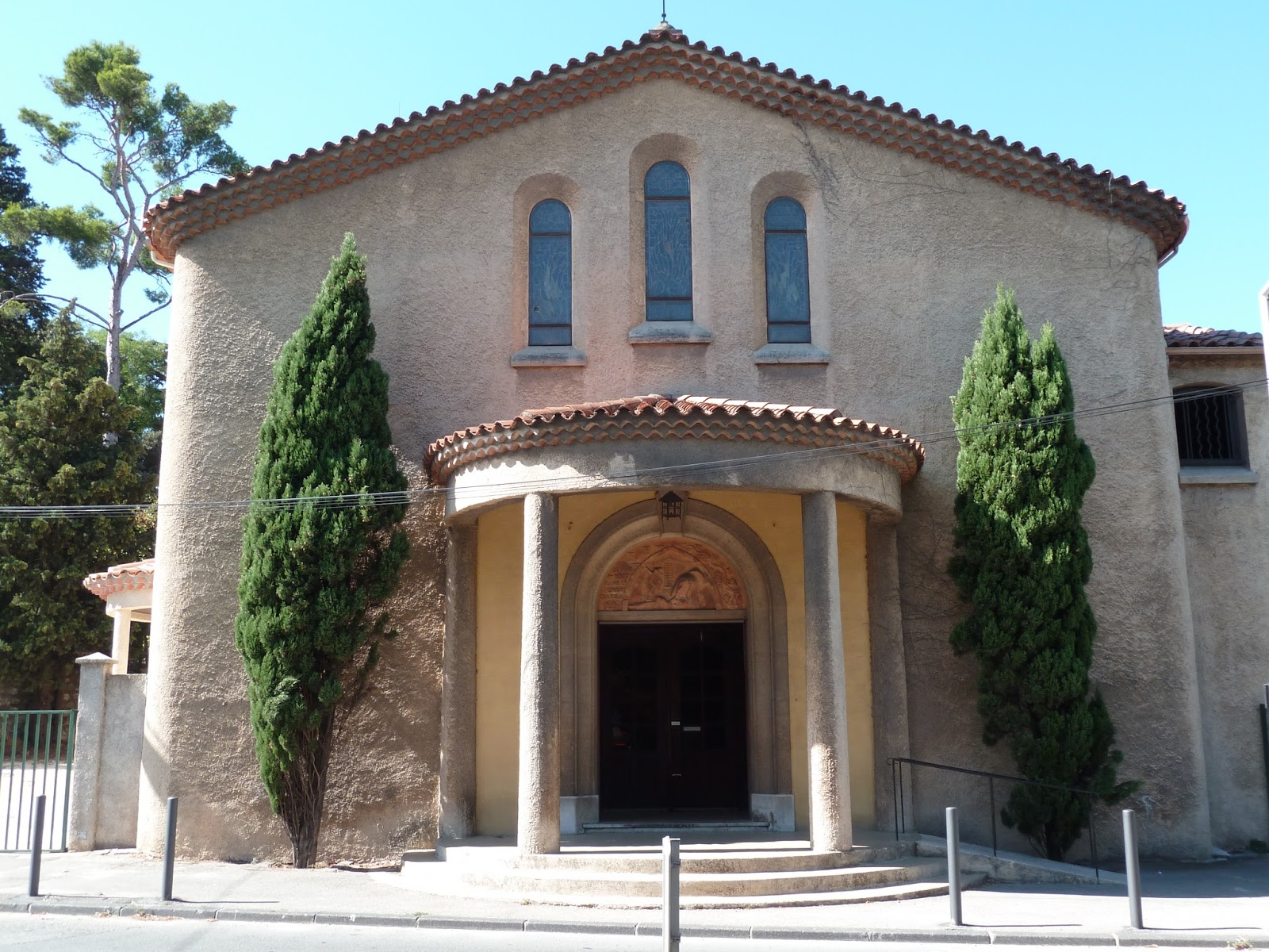 Cloches de Provence Marseille (les Trois Lucs) Église Sainte Rita