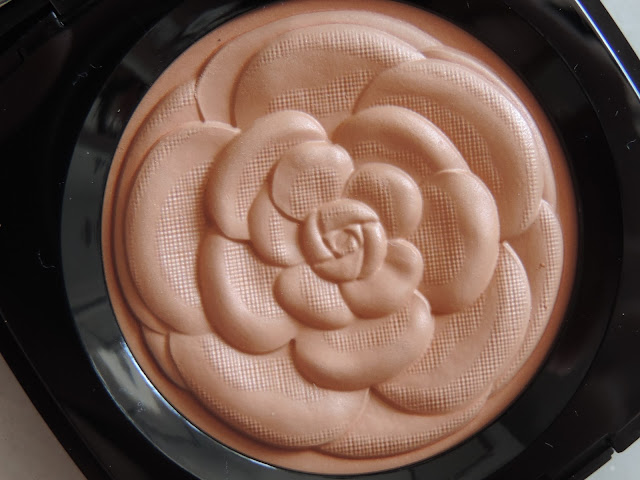 Lumière D'été Illuminating Powder
