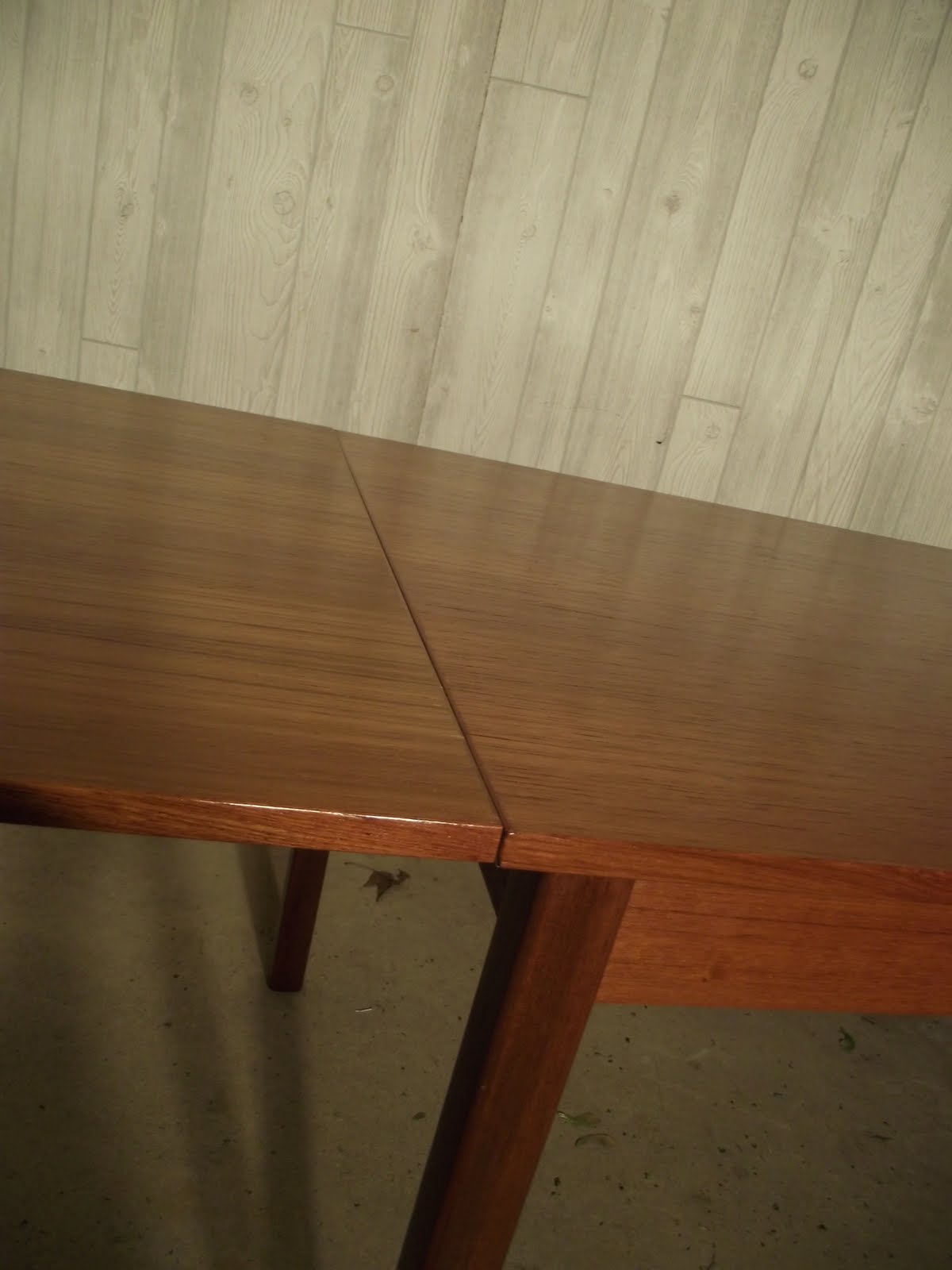 Modern Rectangular Dining Room Table Posted by isco at Thursday, May 19, 2011