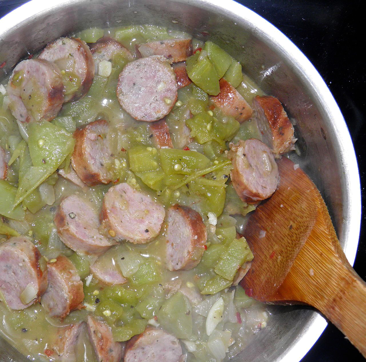 Docaitta Lifestyle Green Tomato Sauce with Sausage