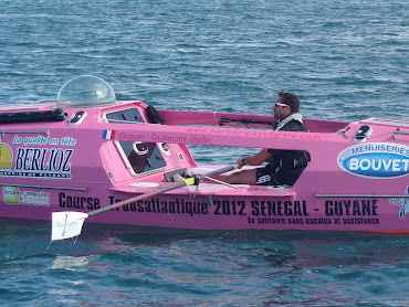 LE PINK BOAT