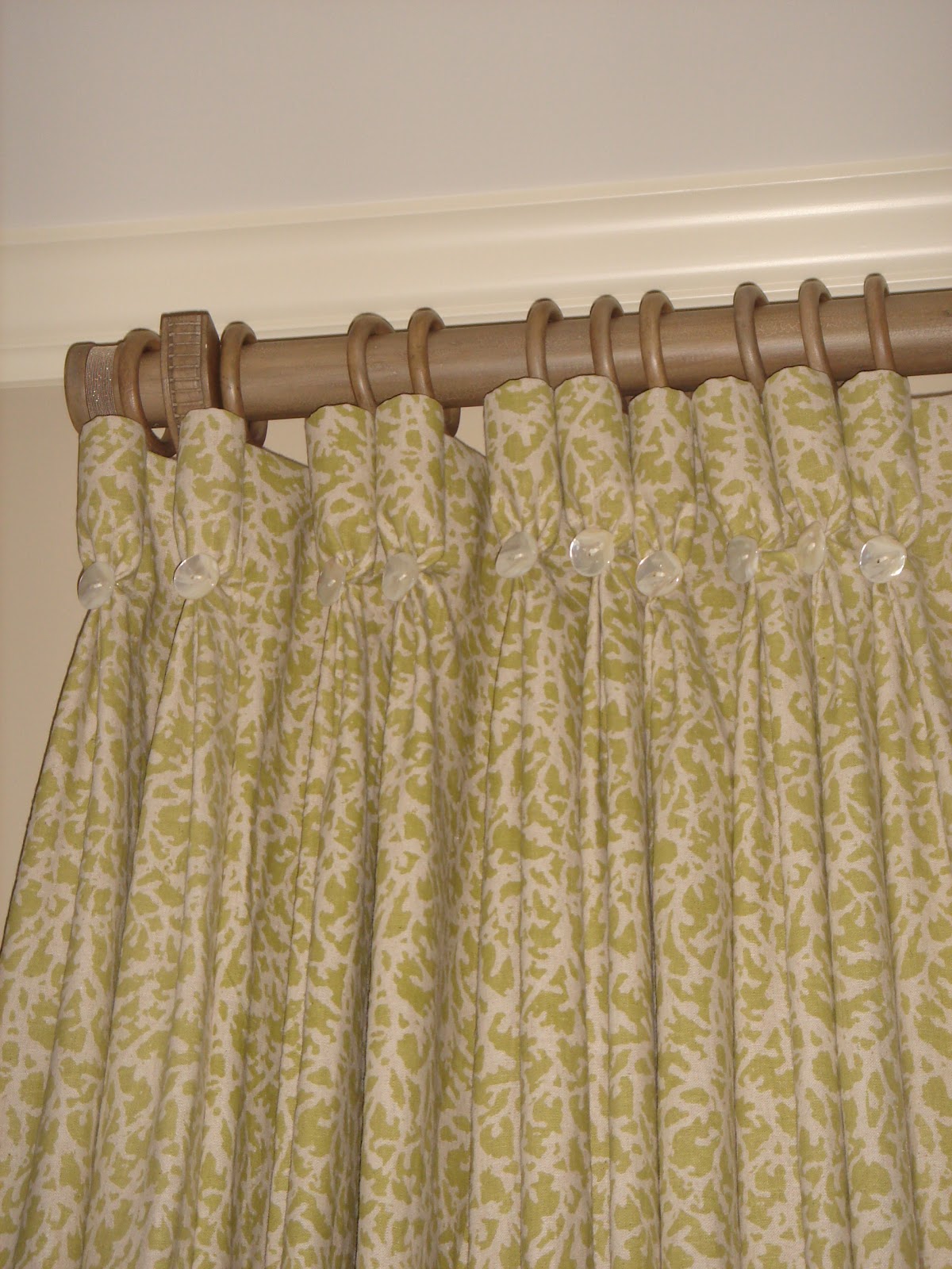 Goblet Pleat Cheryl Smith Associates