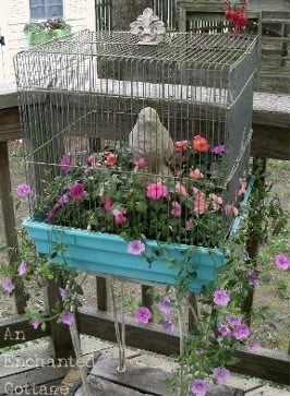 How to make a birdcage planter for your garden