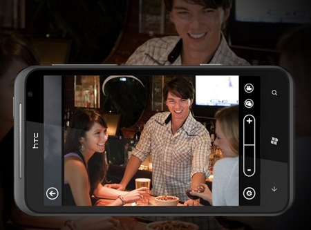 http://4.bp.blogspot.com/-3BYd3a0-Z_g/TnVreRkH8KI/AAAAAAAAAbs/Ixu6BU53XRA/s1600/HTC-TITAN-Windows-Phone-7.5-Smartphone-1.jpg