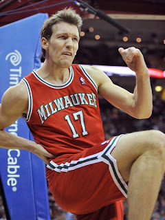 Mike Dunleavy Mike Dunleavy Bucks