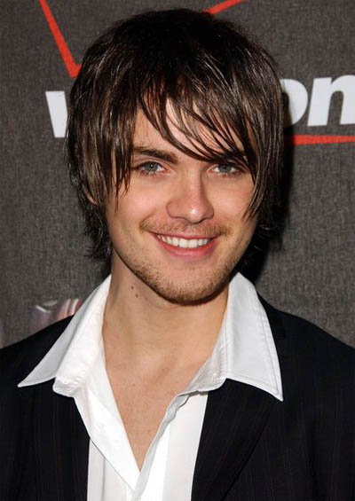 Male Emo Hairstyles Pictures