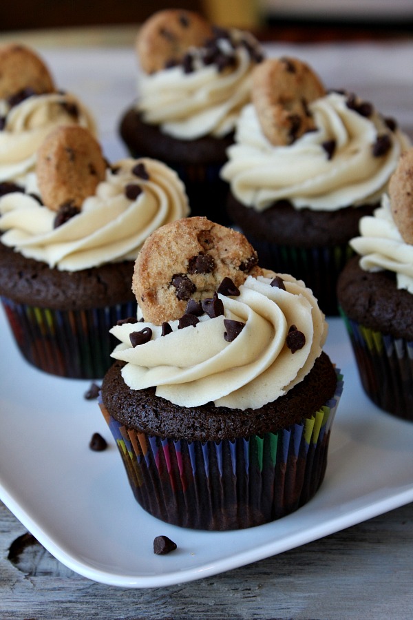 Sasaki Time Chocolate Chip Cookie Dough Cupcake Recipe!