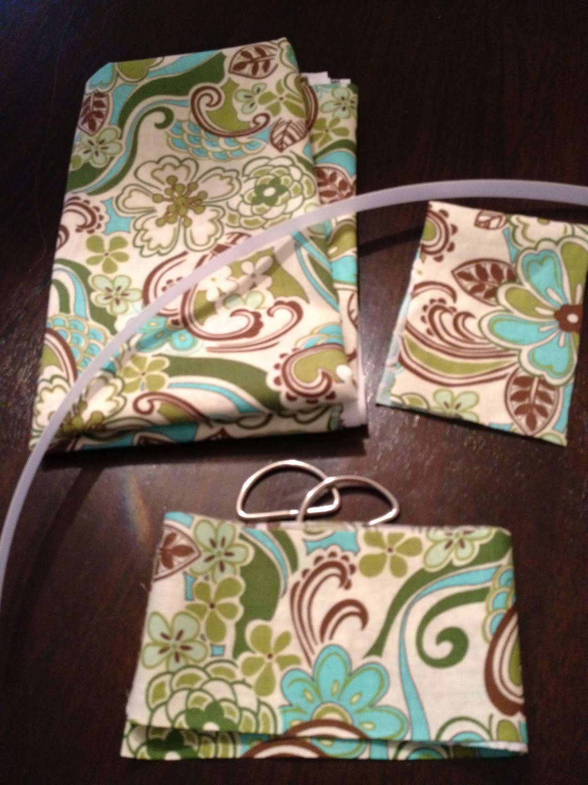 Mothering with Creativity DIY Nursing Cover/Wrap