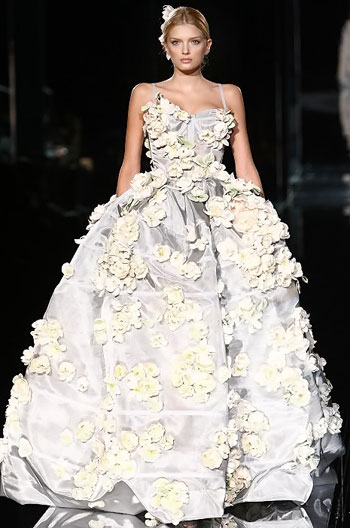 A W 2011 Wedding Dress Trends