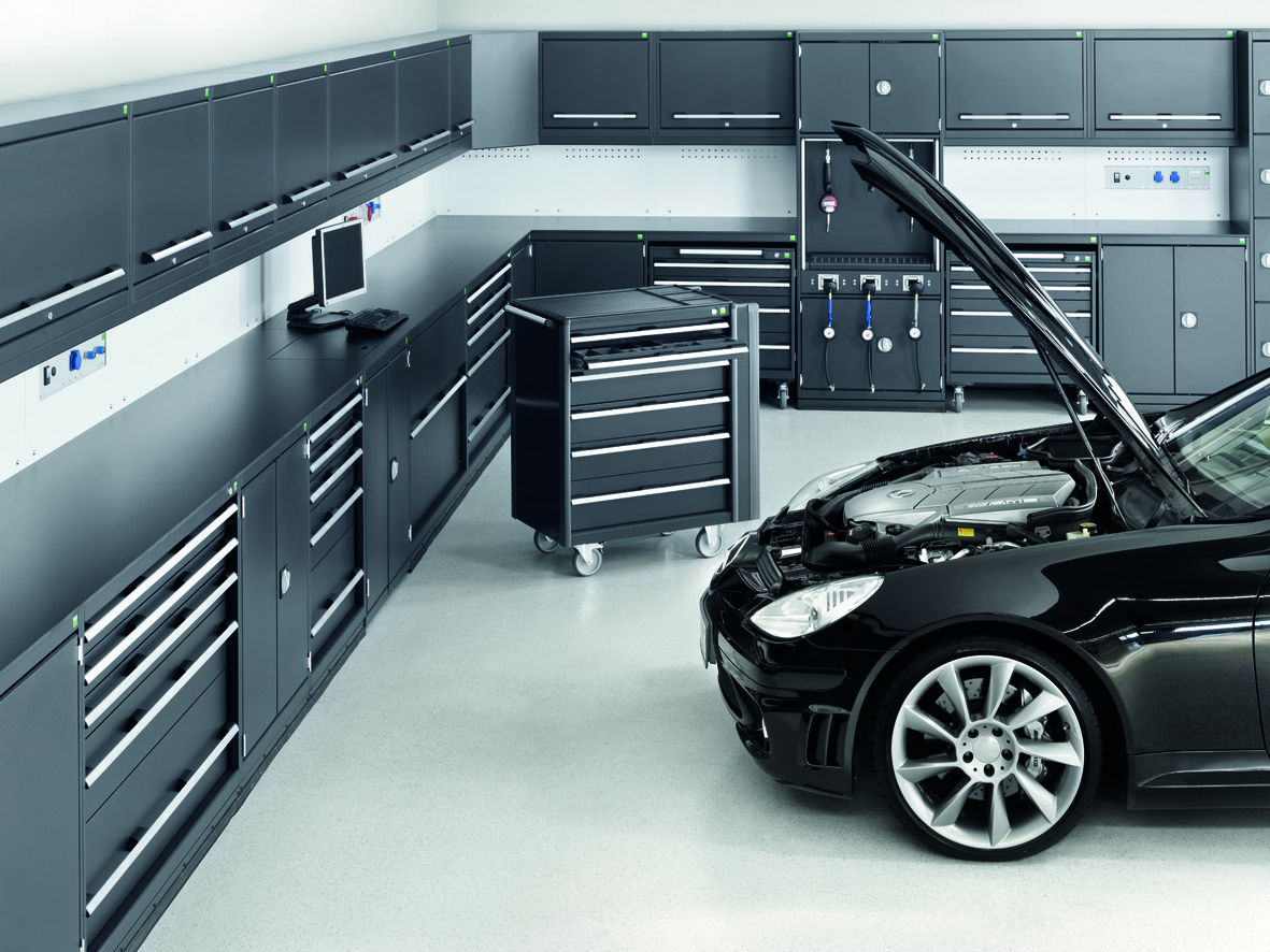 Bott: aménagement de garage automobile