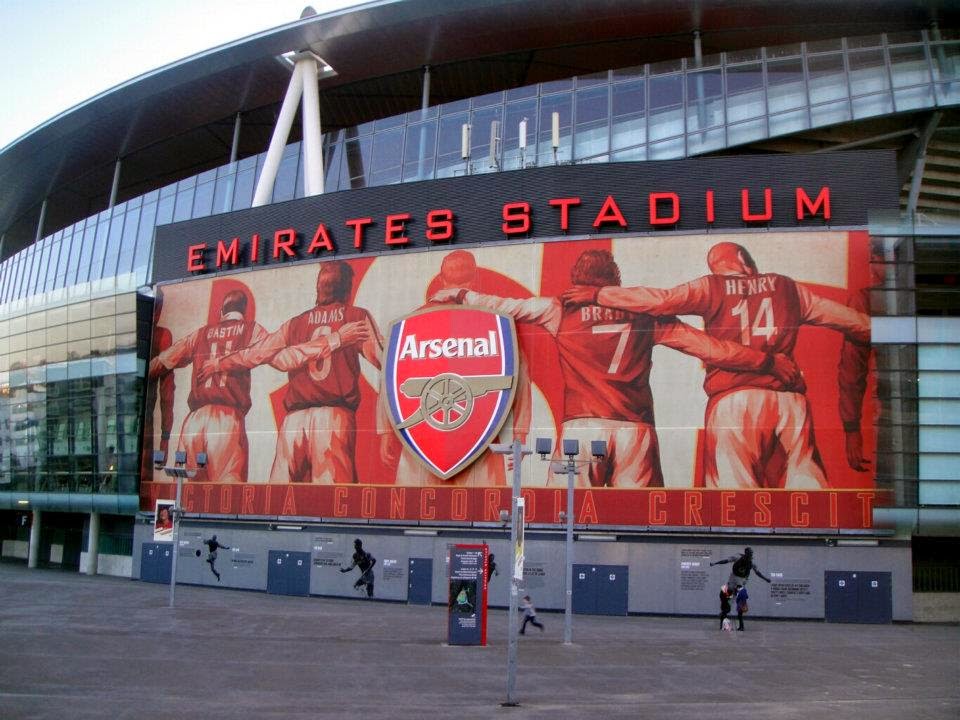 Stadium Emirates 12