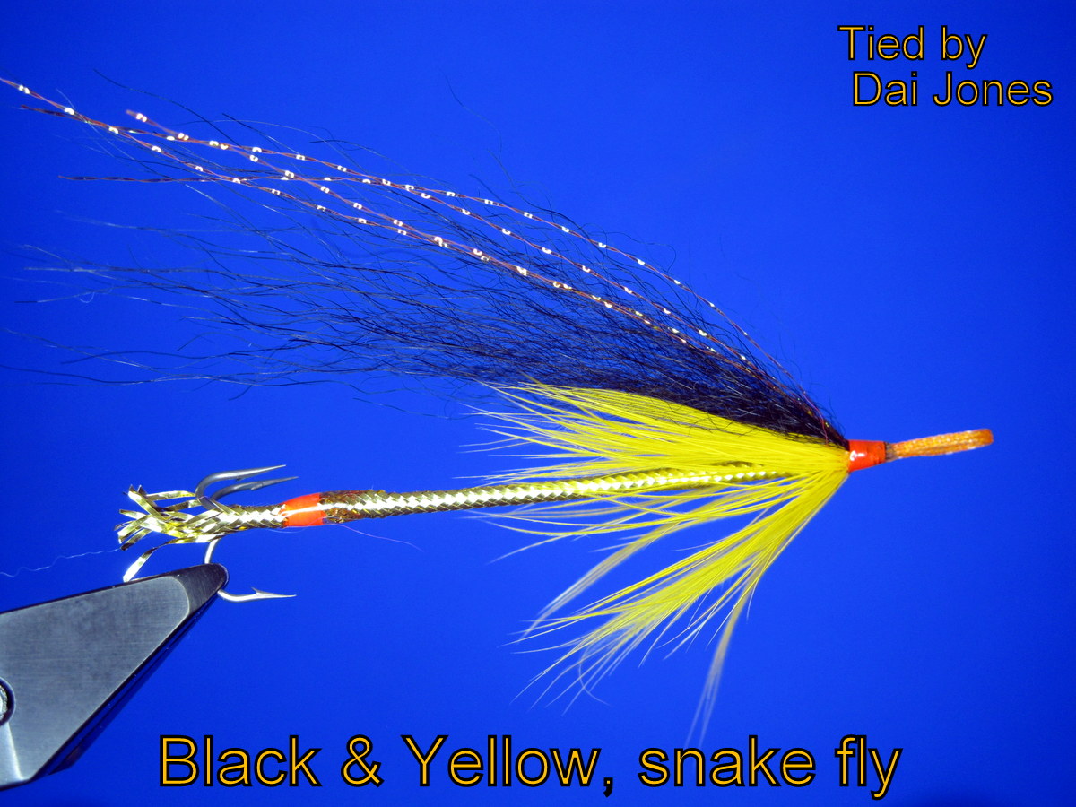 daijones flies Snake flies, for sewin & salmon.