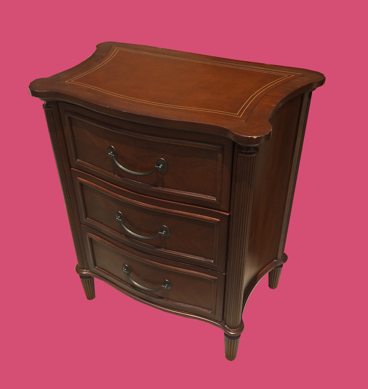 Uhuru Furniture & Collectibles Bombay Company Bedroom Set 295 SOLD