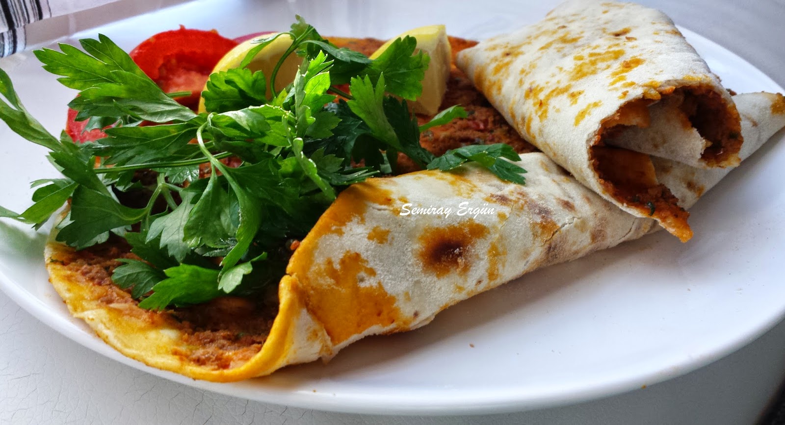 EVDE LAHMACUN YAPIMI EVDE LAHMACUN YAPIMI