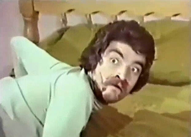 best movie death scene ever from the 1973 movie Karate Girl