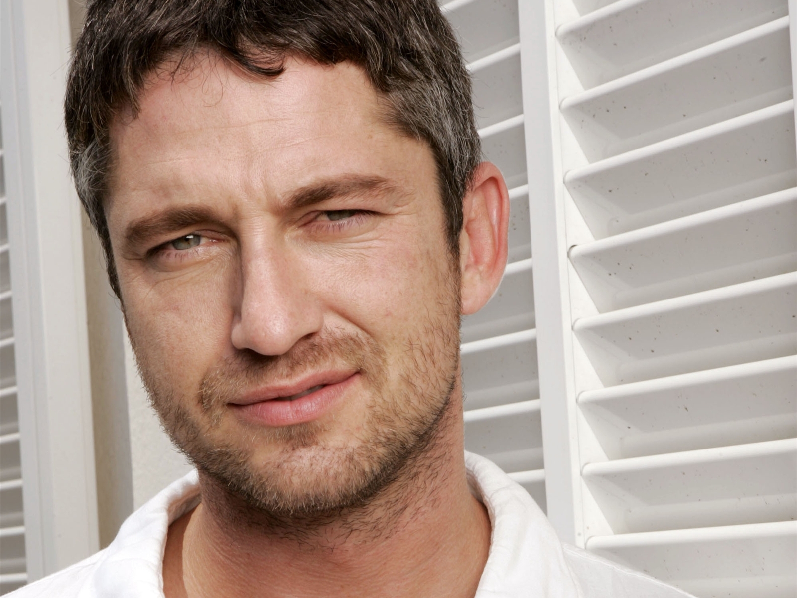 IAV: Gerard Butler
