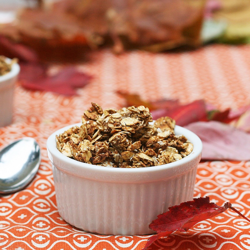 Mix it Up Molasses Granola