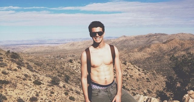 Joey Pollari - Shirtless Twitter Pic.