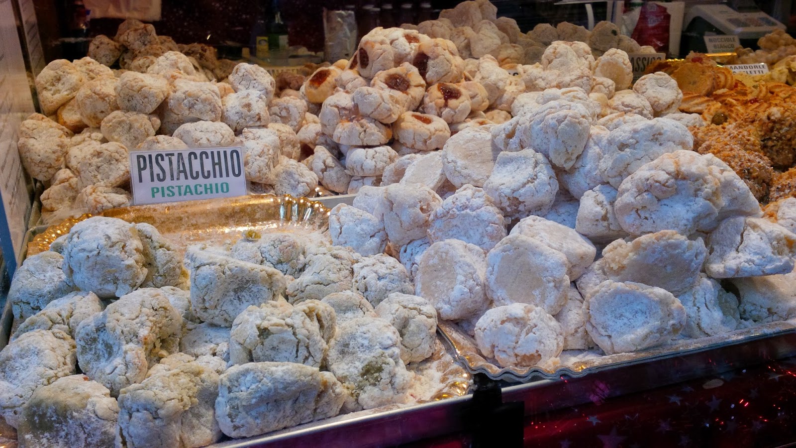 Pistachio sweets at the Christmas market in Verona