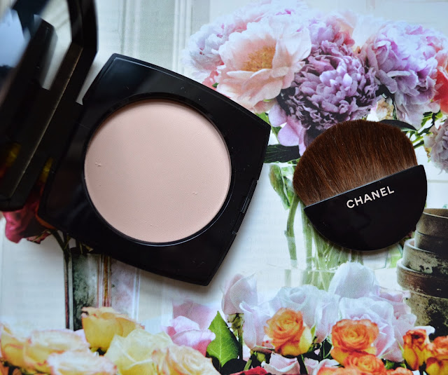 chanel compact, campacts, chanel white compact, chanel, chanel powder, chanel pressed powder, chanel les beiges healthy glow sheer powder, healthy glow sheer powder, les beiges, les beiges sheer powder, les beiges powder, 