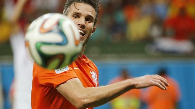 Ανησυχία για τον Φαν Πέρσι στην Ολλανδία Ανησυχία για τον Φαν Πέρσι στην Ολλανδία.