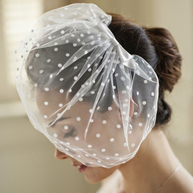 Polka dot blusher sluier Polka dot blusher sluier