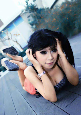 MAINAN CEWEK: Top Model Hot