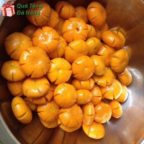 [Image: tu-tay-lam-mut-quat-deo-cuc-ngon-lam-qua...-tet-4.jpg]