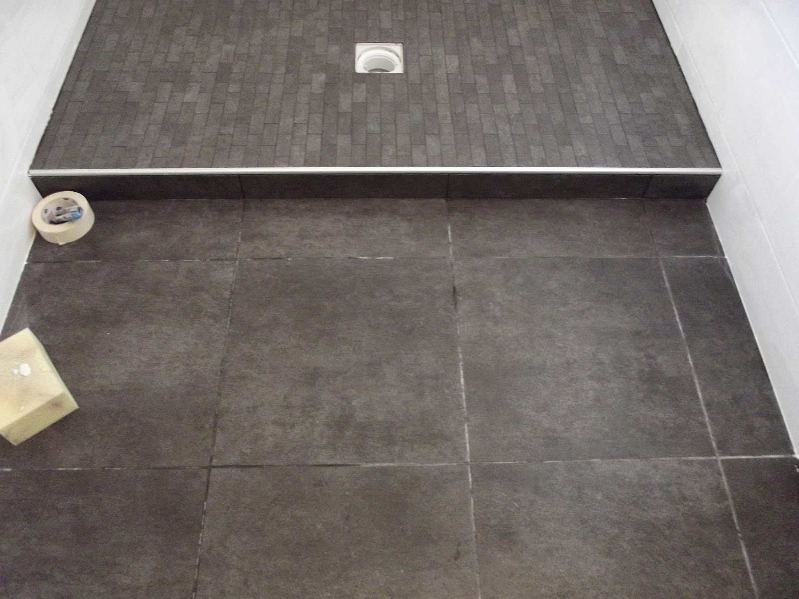 Salle de bain mosaique noir avec haute résolution fonds d'écran ...