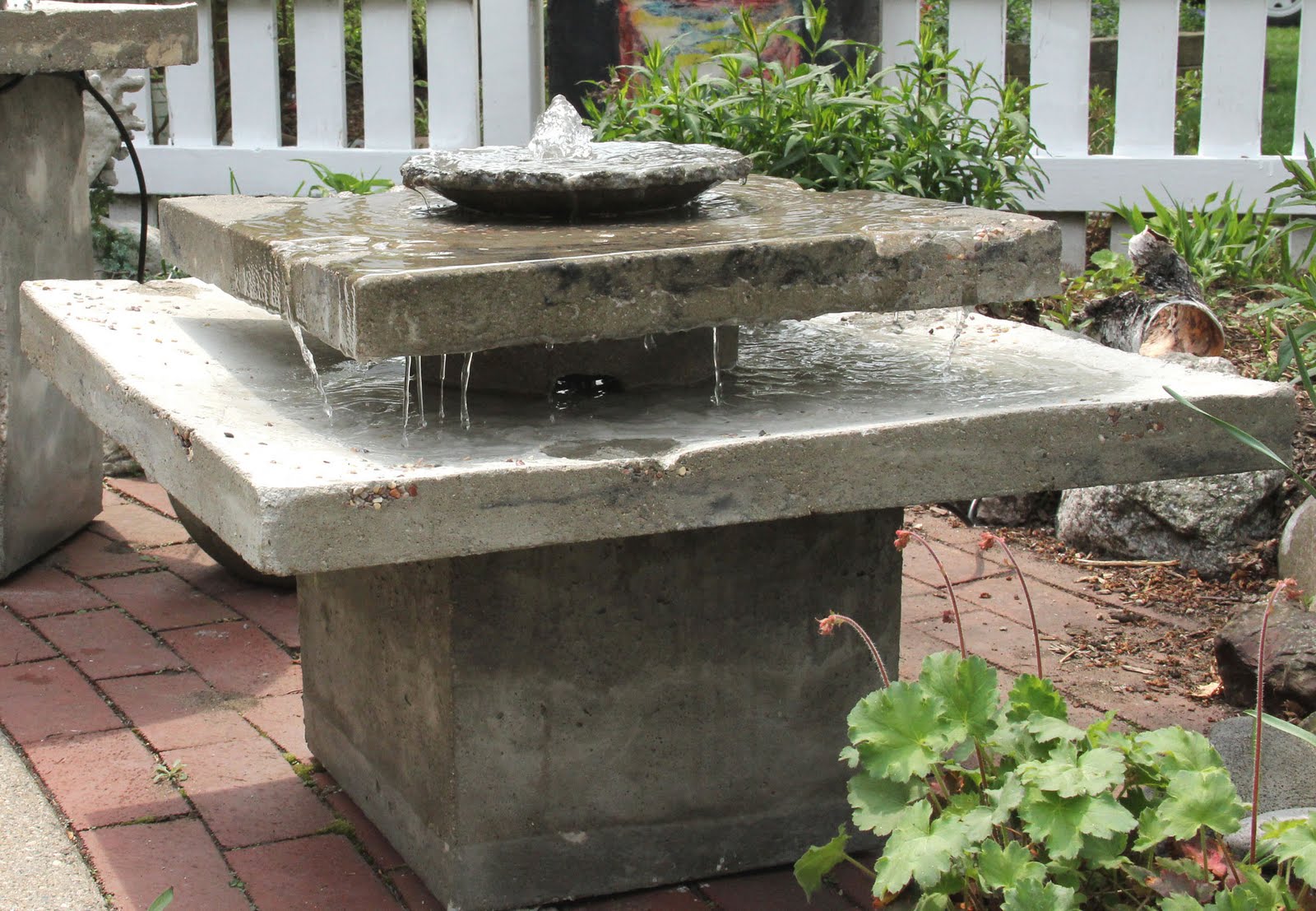 art studio: Two new concrete fountains on the move today!!!
