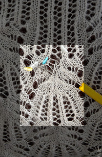 repairing knitted lace dropped stitches