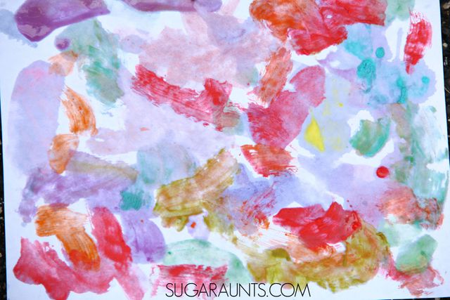Make your own Baking Soda Vinegar reaction paints for bold and bright colored creative art for kids. Make your own Baking Soda Vinegar reaction paints for bold and bright colored creative art for kids.