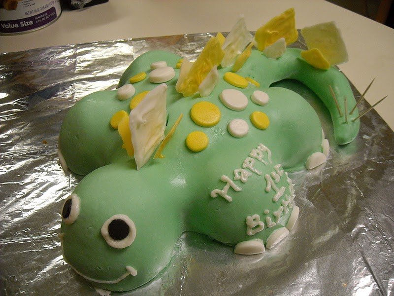 A Crafty Cook Marshmallow Fondant in Stand Mixer