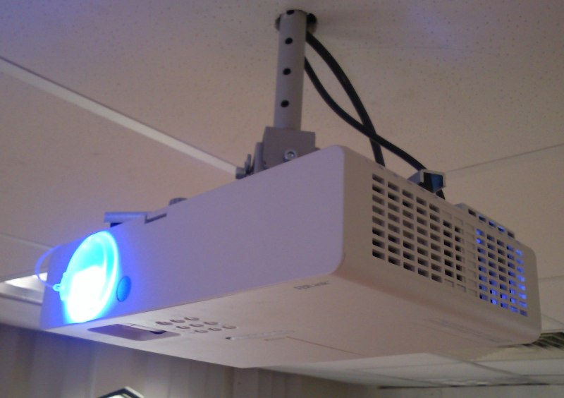 Panasonic PT-LB2VEA LCD Projector Ceiling Mount Installation | Any Tips