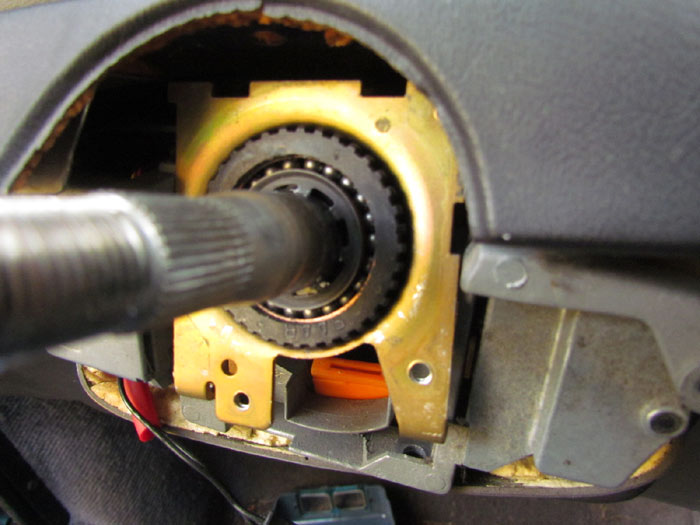 Steering Bushing Replacement on SAAB c900, Pt. 2 Crawls Backward (When