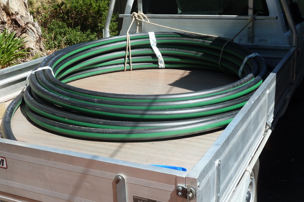 A Gardener's Musings Building a shade house from polypipe